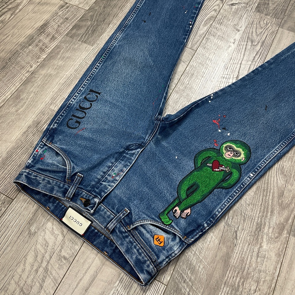 Custom Gucci men’s jeans size 30x30 patch